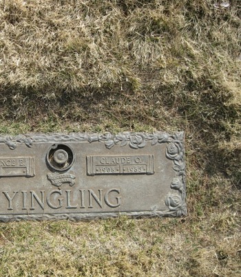 Yingling, Claude Ora gravesite