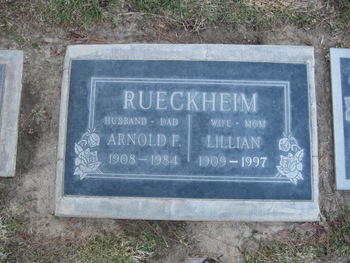 Rueckheim, Arnold Frank gravesite