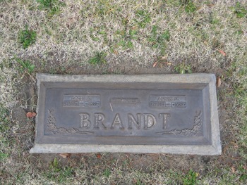 Brandt, Louis Kenneth gravesite