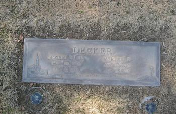 Decker, Joseph H. gravesite