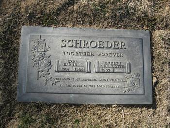 Schroeder, Evelyn Charlotte gravesite