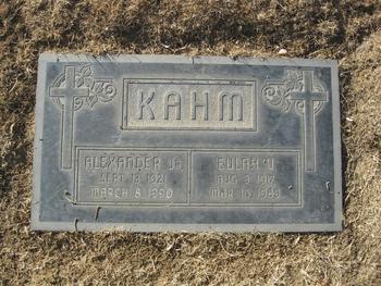 Kahm, Jr. Alexander gravesite