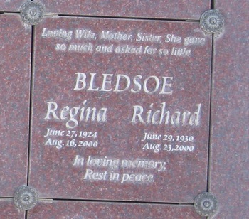Bledsoe, Regina gravesite
