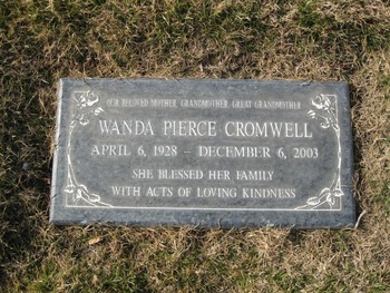 Cromwell, Wanda Mae gravesite