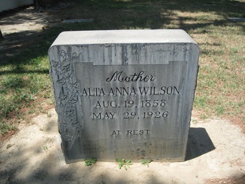 Wilson, Alta Anna gravesite