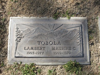Tobola,   Maurine Catherine gravesite