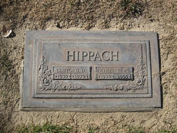 Hippach, Clifford David gravesite