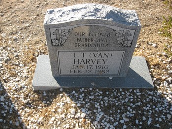 Harvey,   Lavanus True ('Van') gravesite