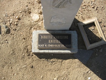 Knittel, Bobbette Christine gravesite