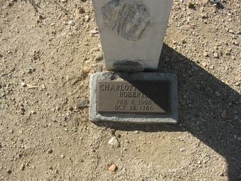 Roberts,   Charlotte Mary gravesite